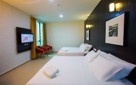 Akar Hotel Jalan Tar